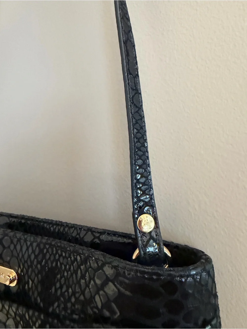 Michael Kors Black Snakeskin Pattern Shoulder Bag Clutch EUC